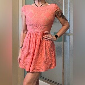 Women’s B. Darlin coral dress. Sz 1/2